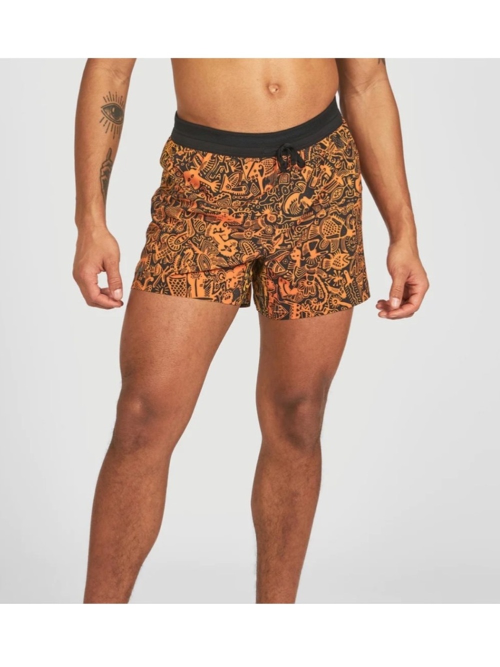 Janji Men’s 5” AFO Middle Shorts Batik Amber Print Run Everywhere Medium